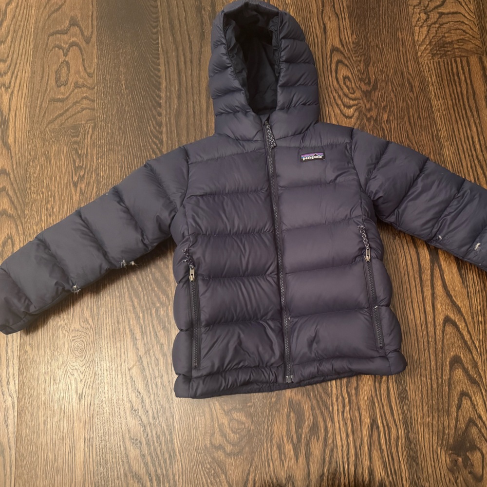 Patagonia boys Hi-loft jacket, XS